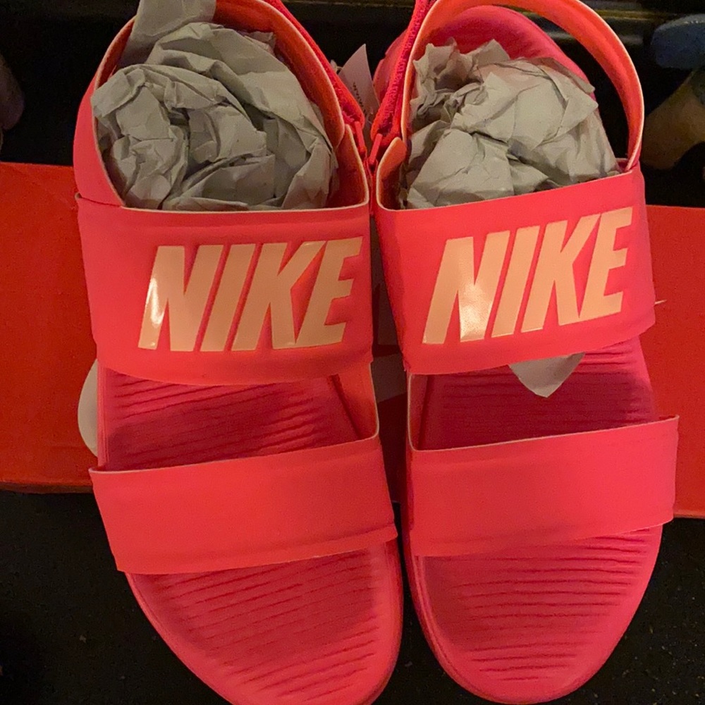 Brand new Nike women sandals